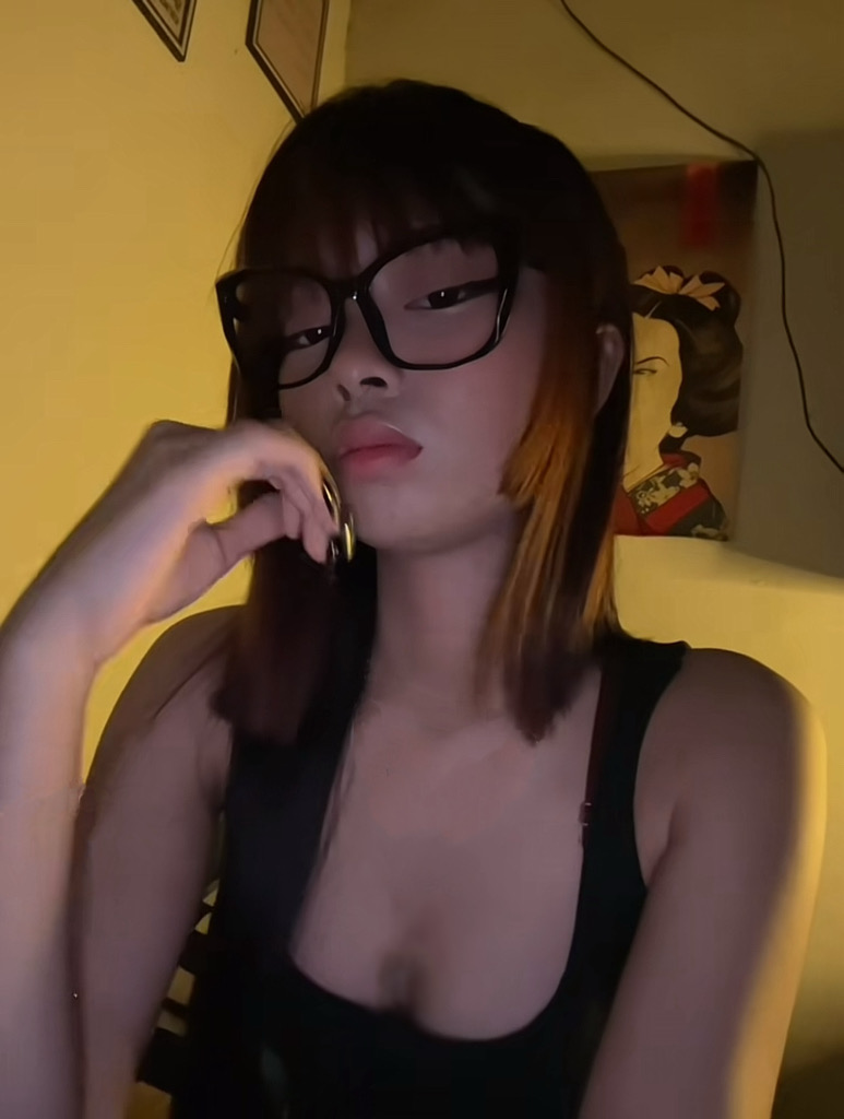 @usylvieee from South Korea