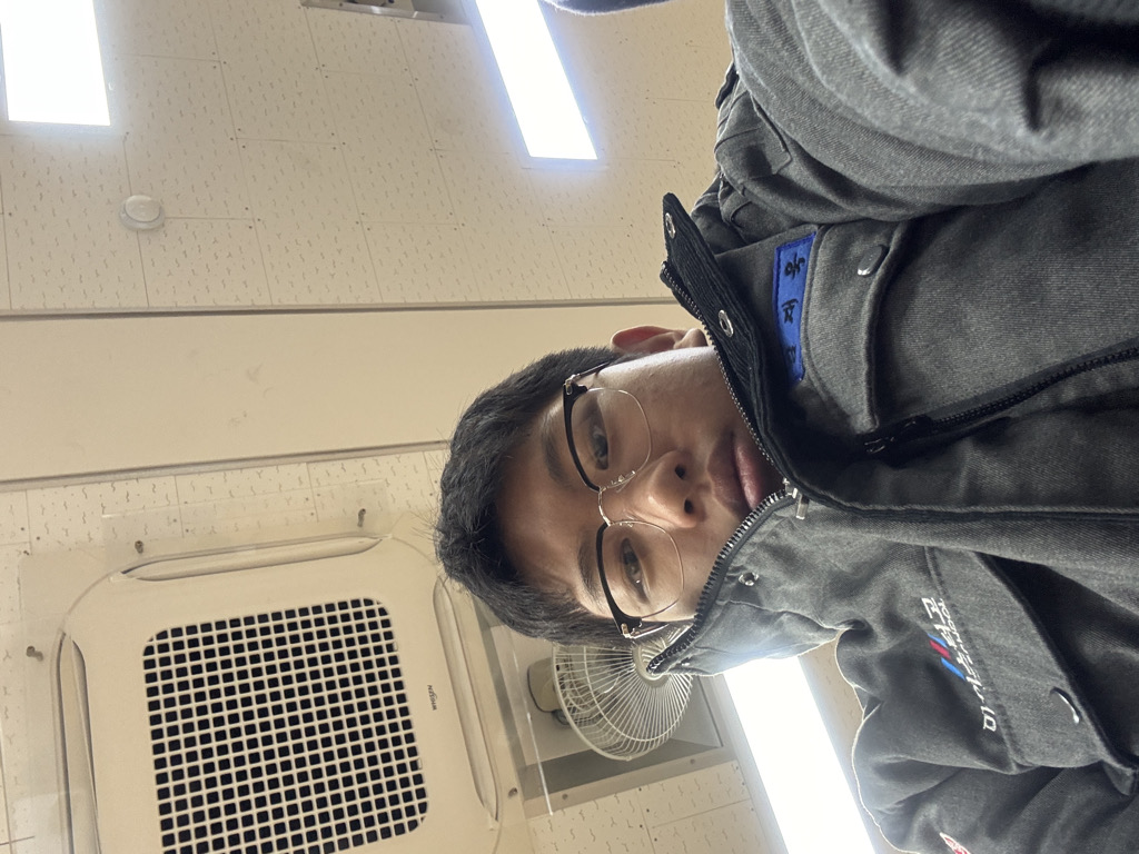 @u61658397 from South Korea