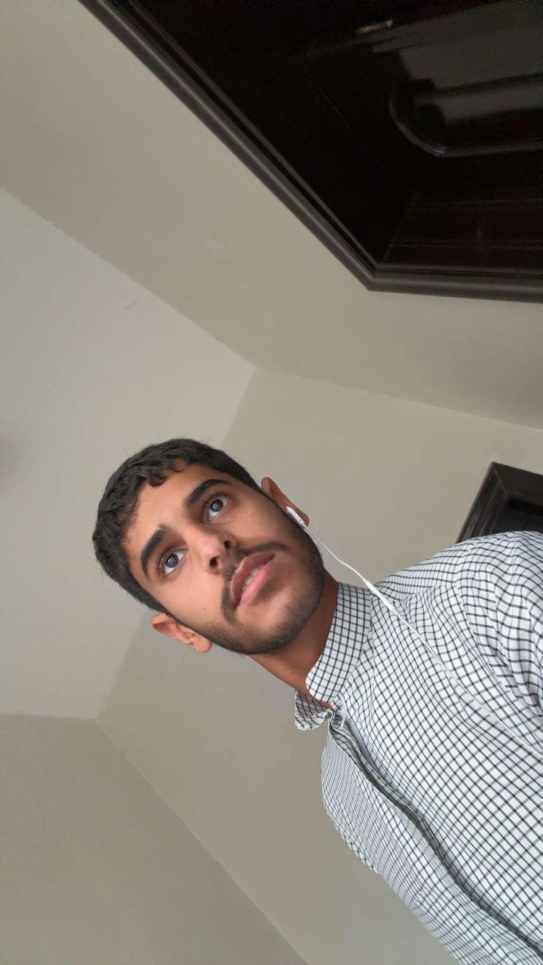 @u21542205