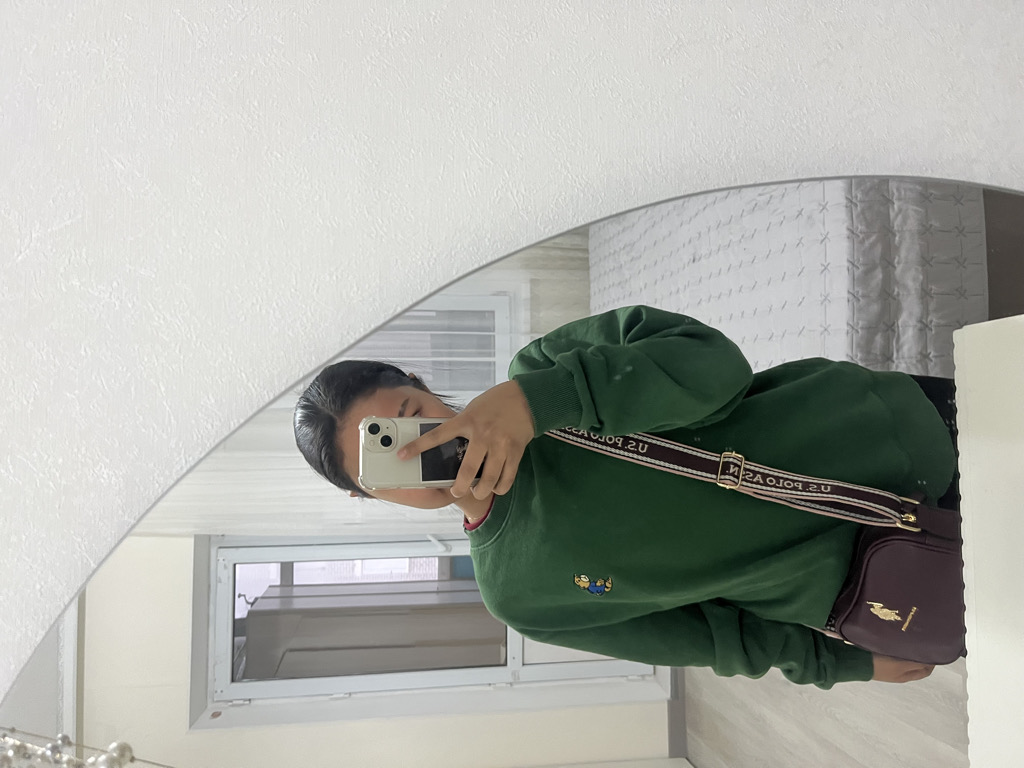 @u17445750 from Switzerland