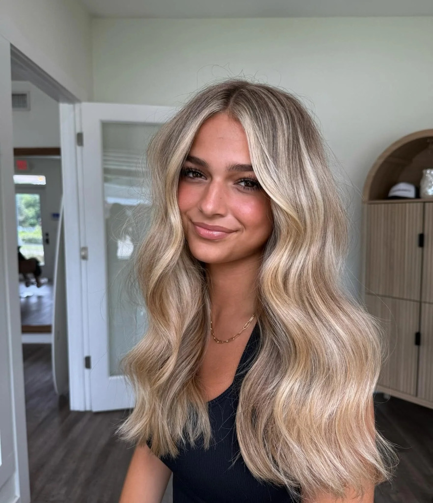 @stellanilly