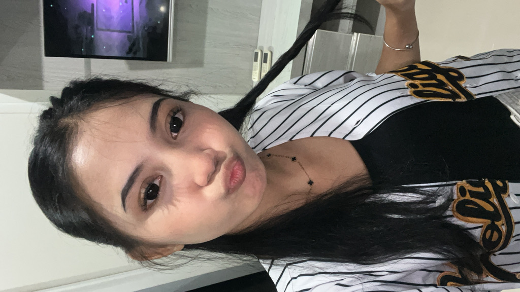 @gqbbansn from Netherlands