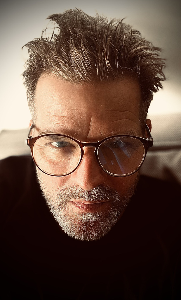 @sometimesfly from Denmark