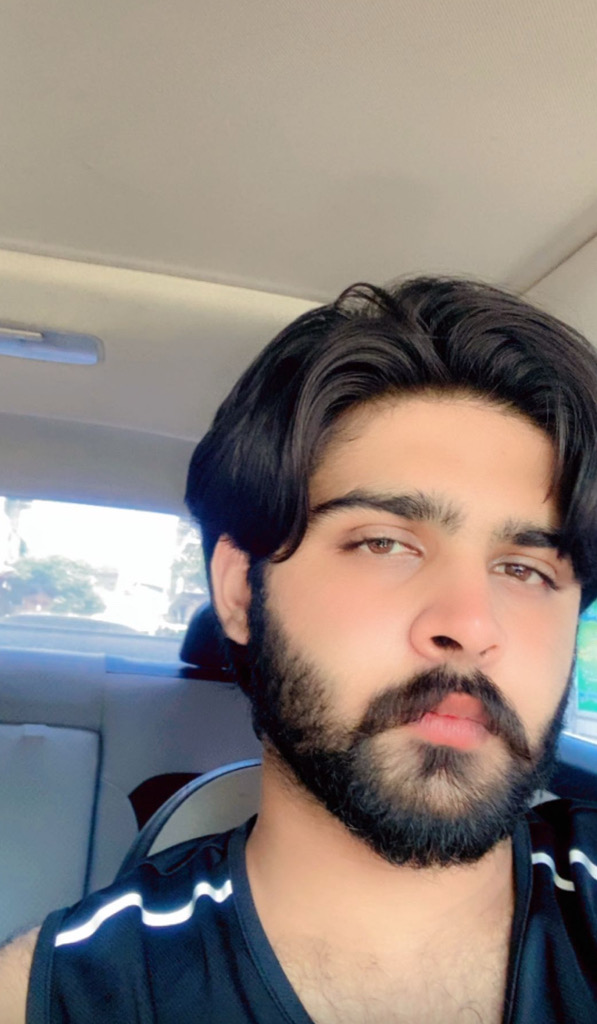 @ahmiiii01 from Canada