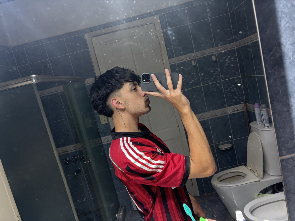 @juuuuani