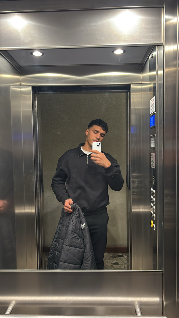 @ahmed00 from Worldwide