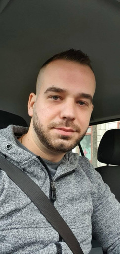 @richieboi92335 from Austria