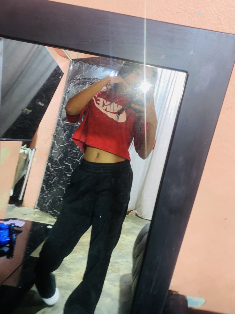 @0424693902