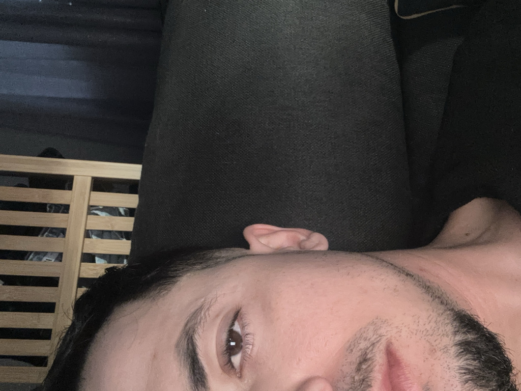 @u27042129