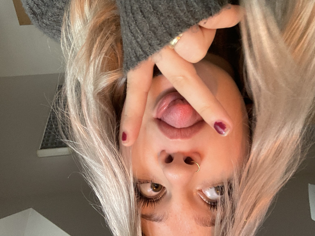 @u42060812 from Czech Republic