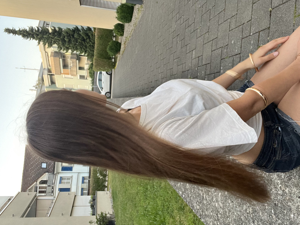 @asia29389 from Switzerland