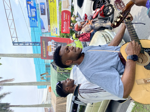 @kakaullaweee22 from Canada
