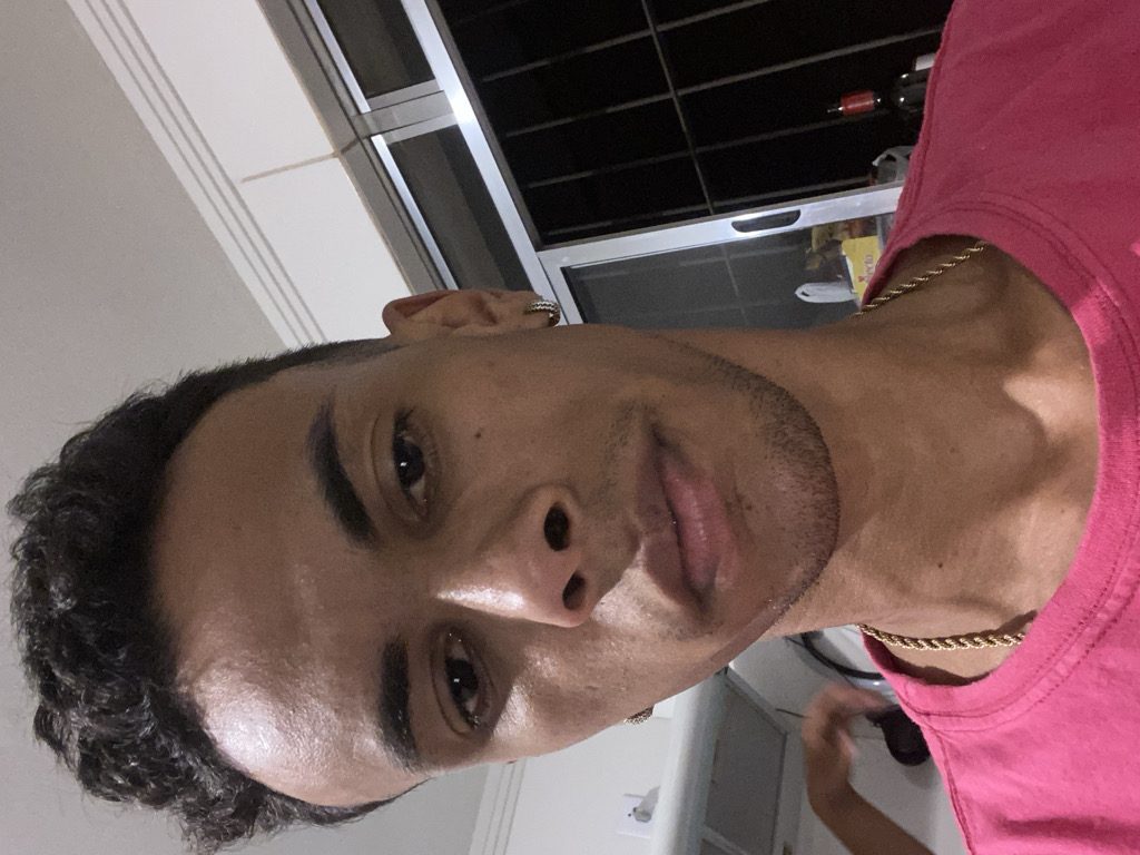 @u48644699 from Brazil