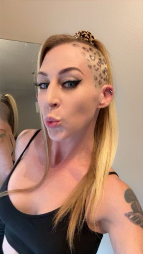 @kitttyvonmeoww
