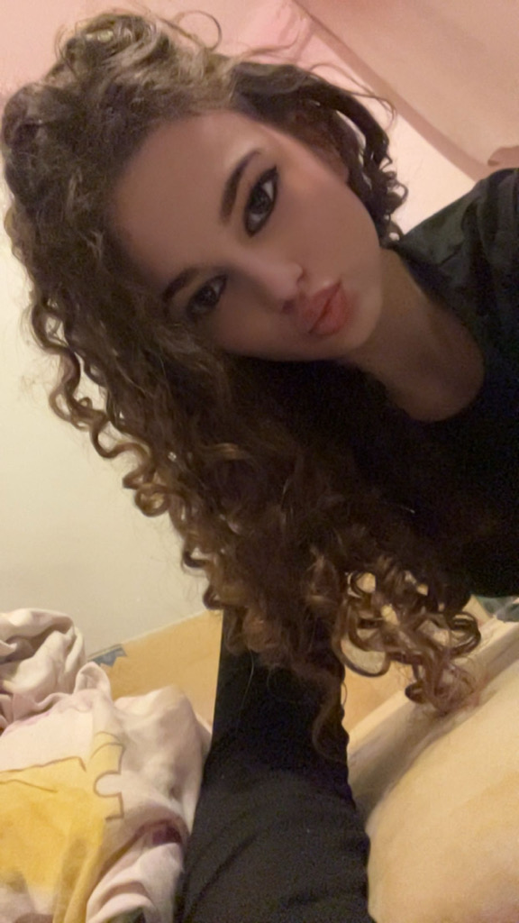 @evikeh from Hungary