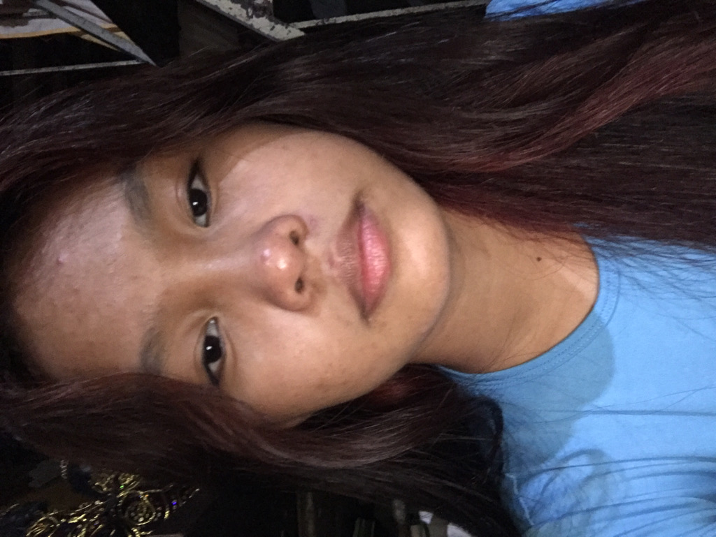 @yanieeeee from Canada
