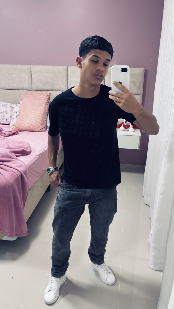 @u65110941 from Brazil