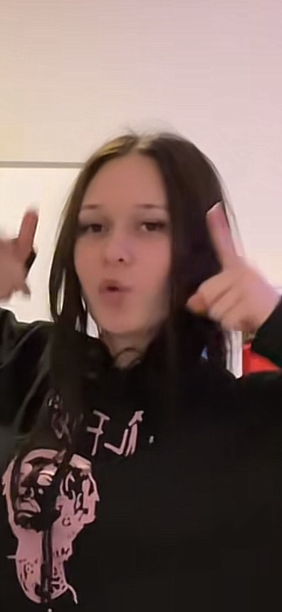 @jentvojebaby from Czech Republic