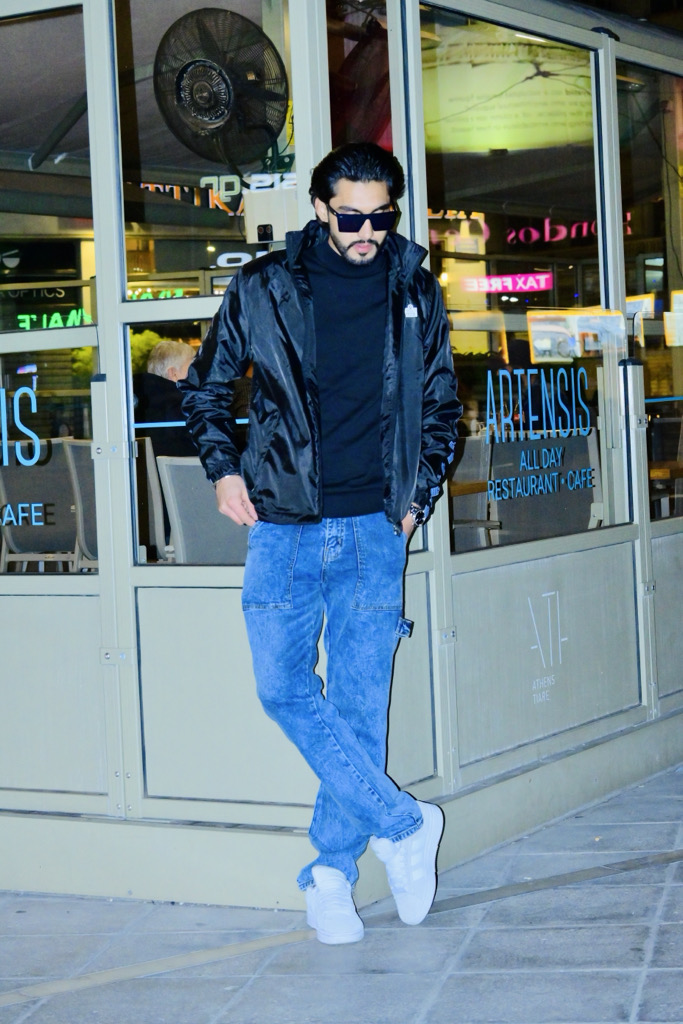@malik5 from Greece