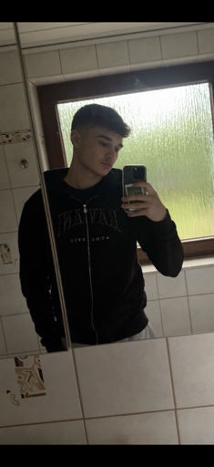 @bananaaaaa