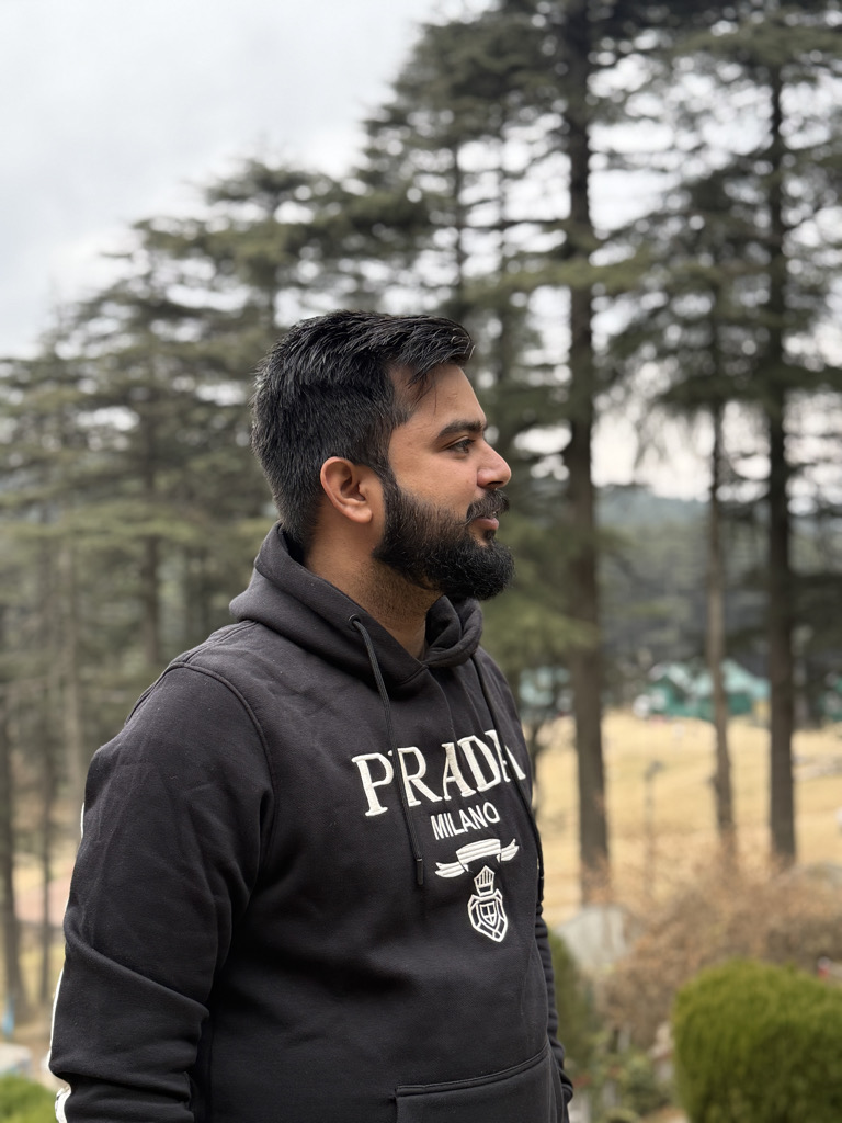 @rohitg