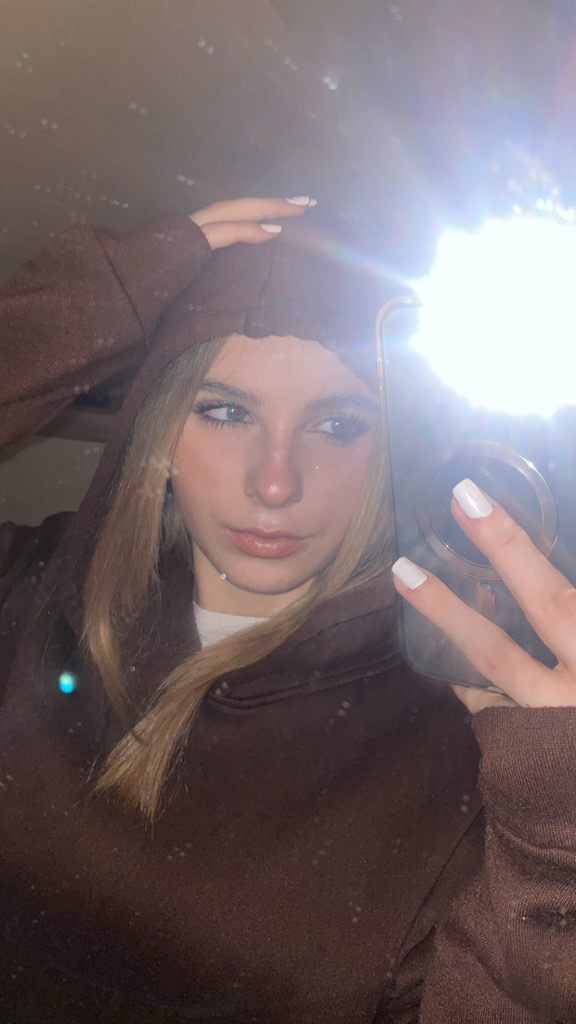 @u16302610 from Hungary