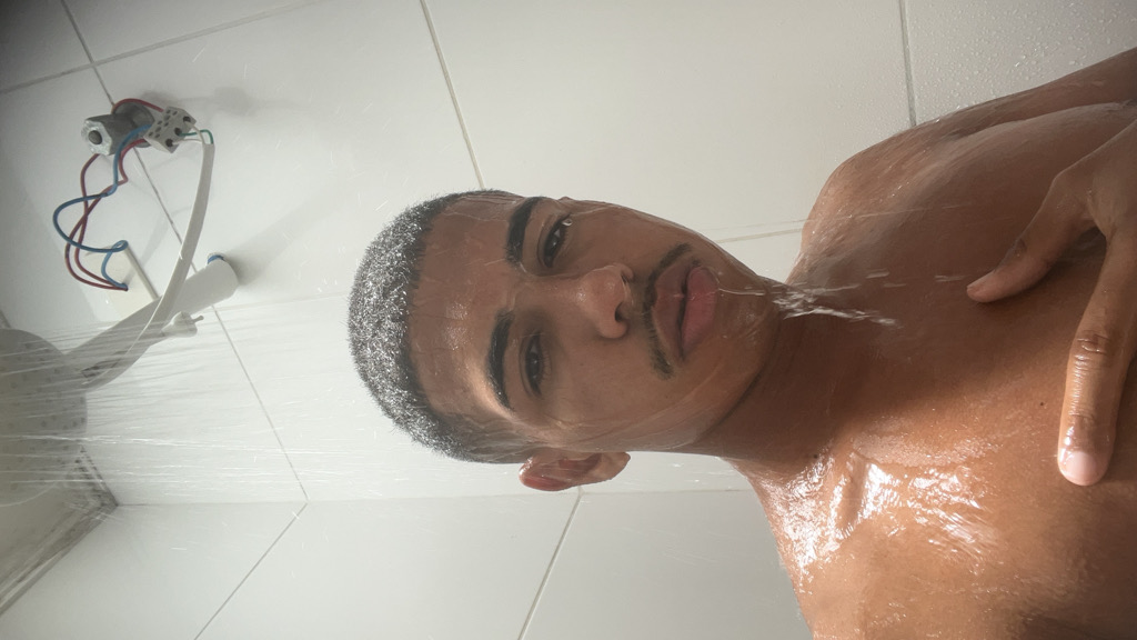 @u57373412
