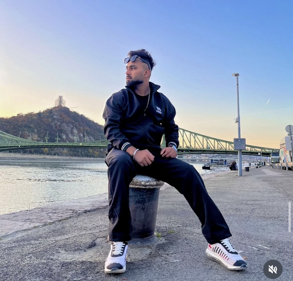 @sdeep13x from Hungary
