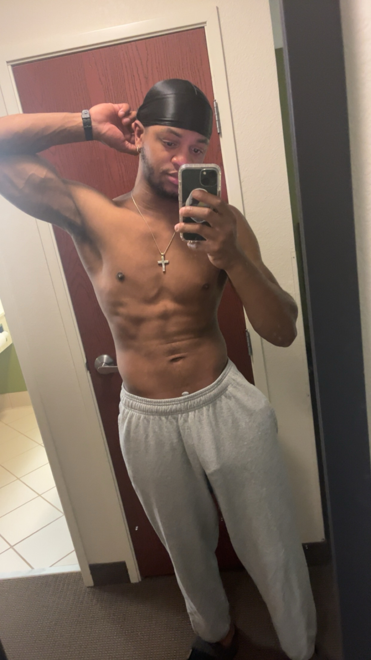 @u42634560