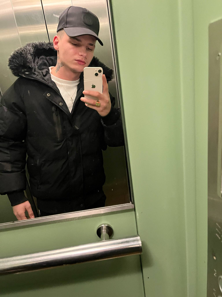 @ladik01