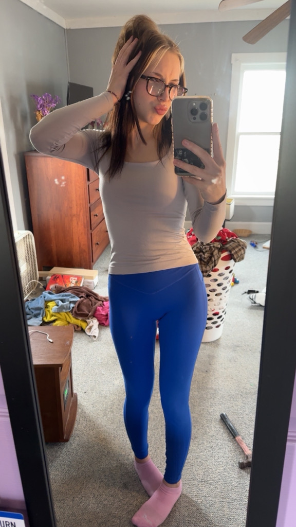 @liviiii from United States