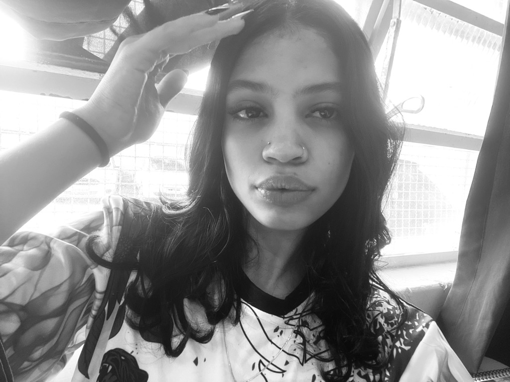 @thauanyyy