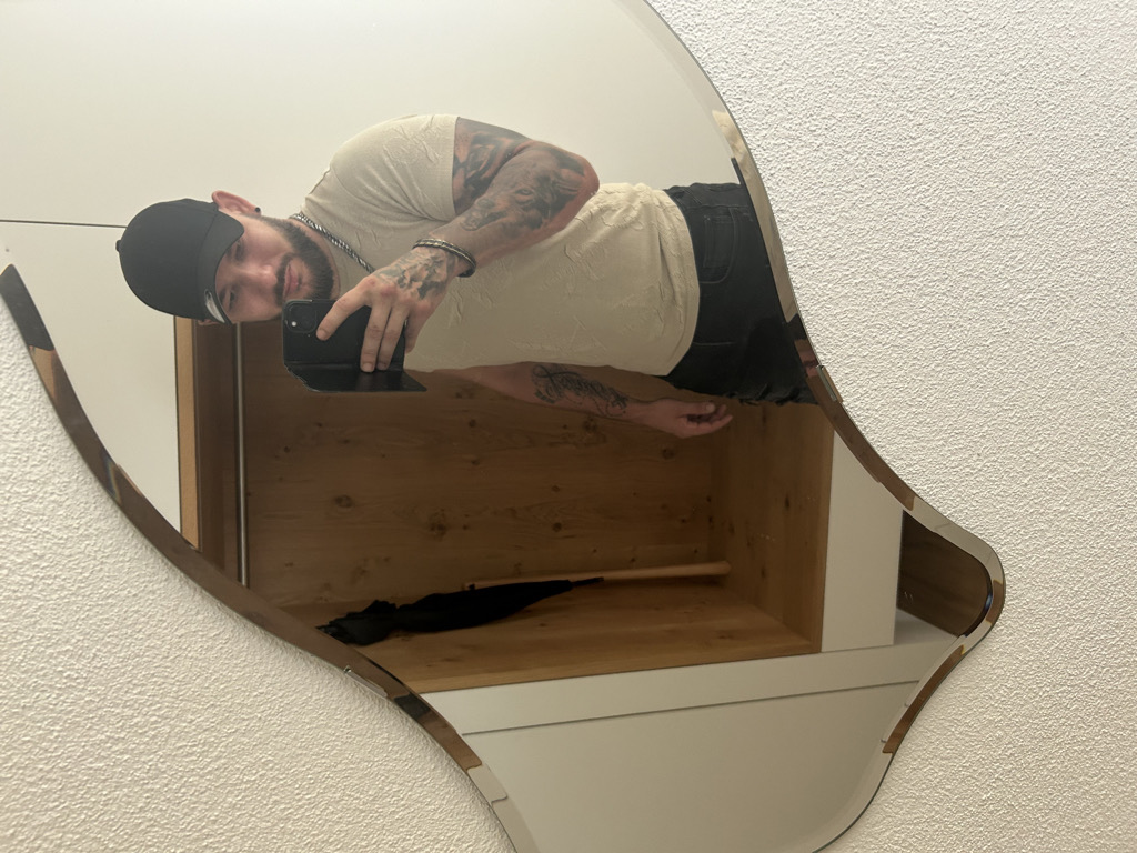@swisslord from Switzerland