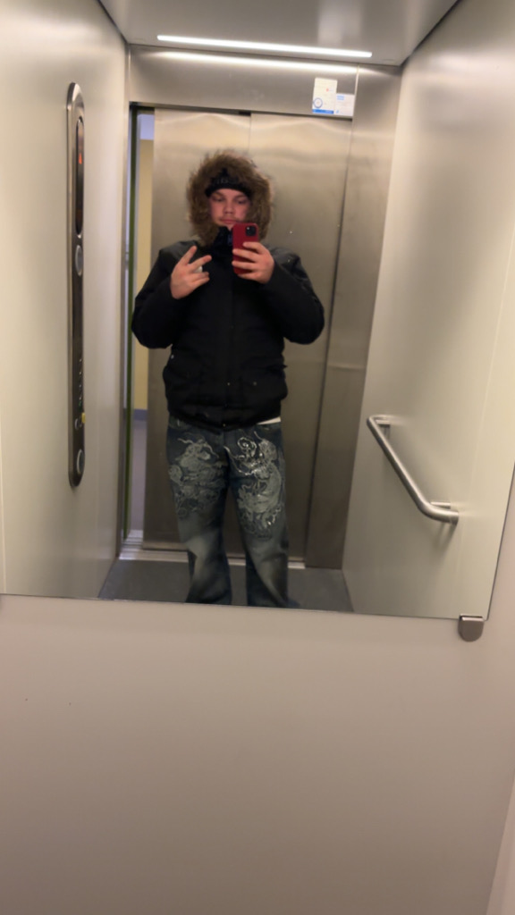 @u69267945 from Sweden
