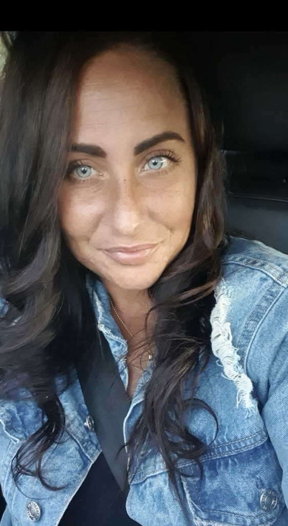 @lookalike from Sweden