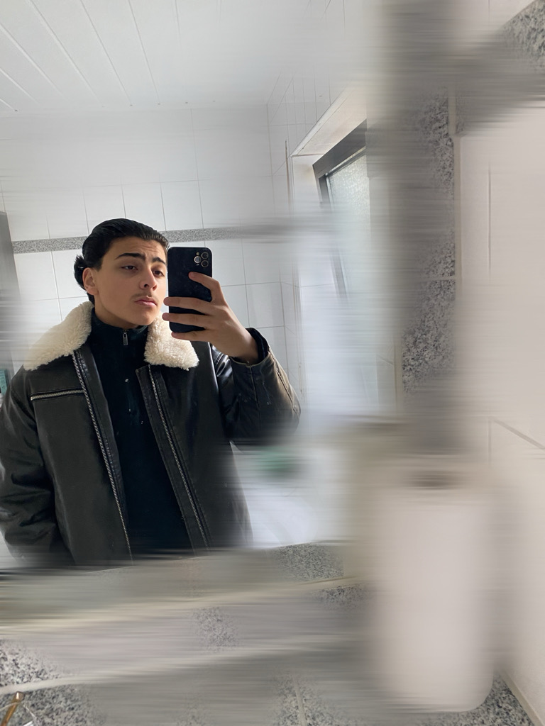 @yazan_amr_ from Sweden