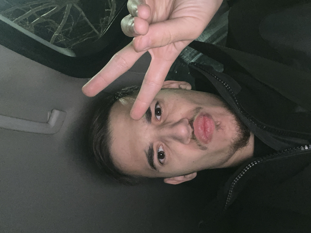 @istvaann from Hungary