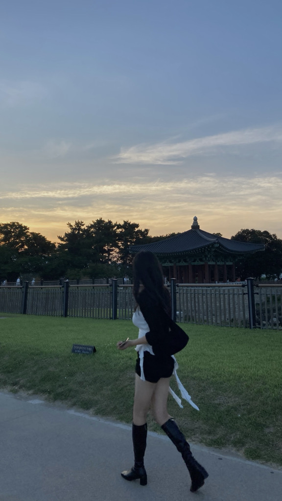 @sllslls from South Korea