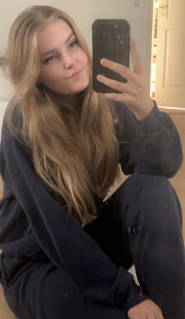 @llllssss from Denmark