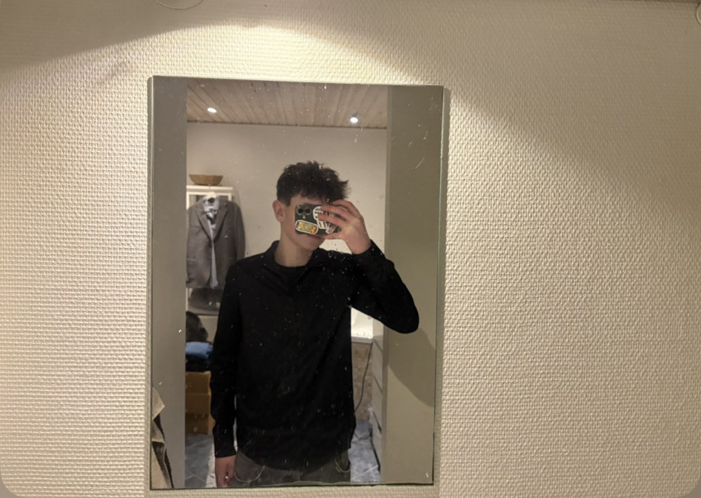 @hflugulgljxjlx from Denmark