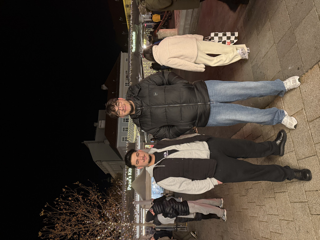 @u4822221 from Austria