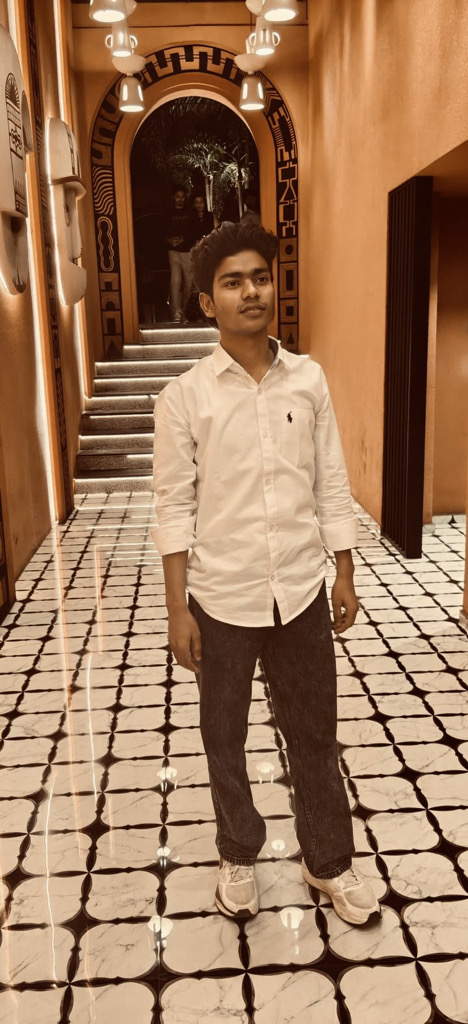 @u19794900