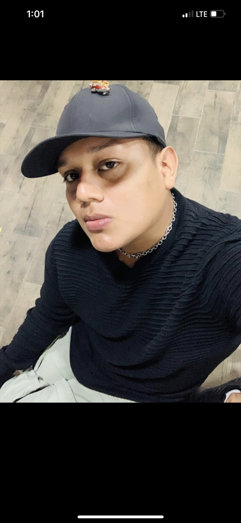 @u19410990