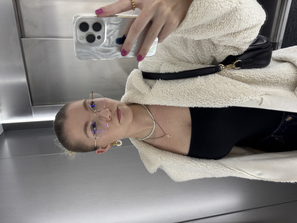 @u7655988 from Switzerland
