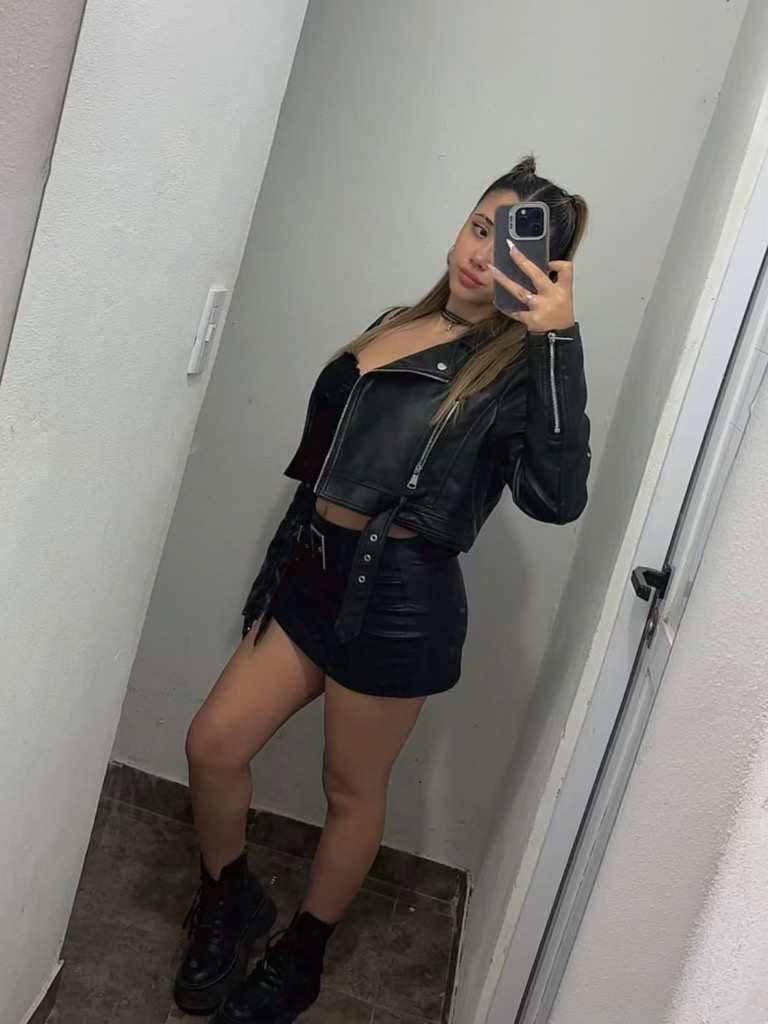 @roseeegreyyyy17 from Argentina