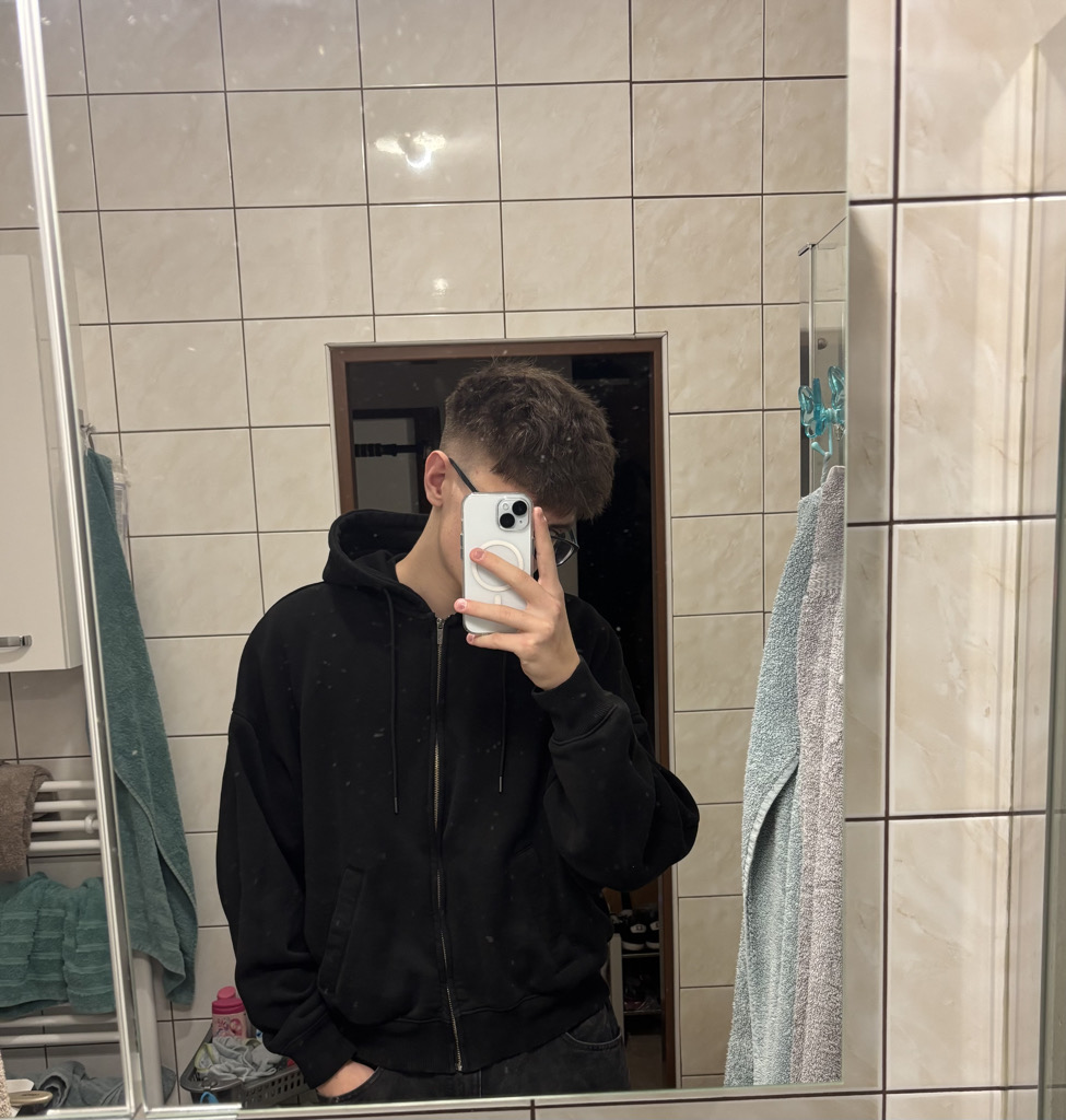 @fandas_21_ from Czech Republic