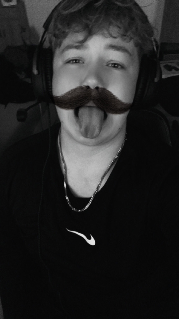 @kenisekk from Czech Republic