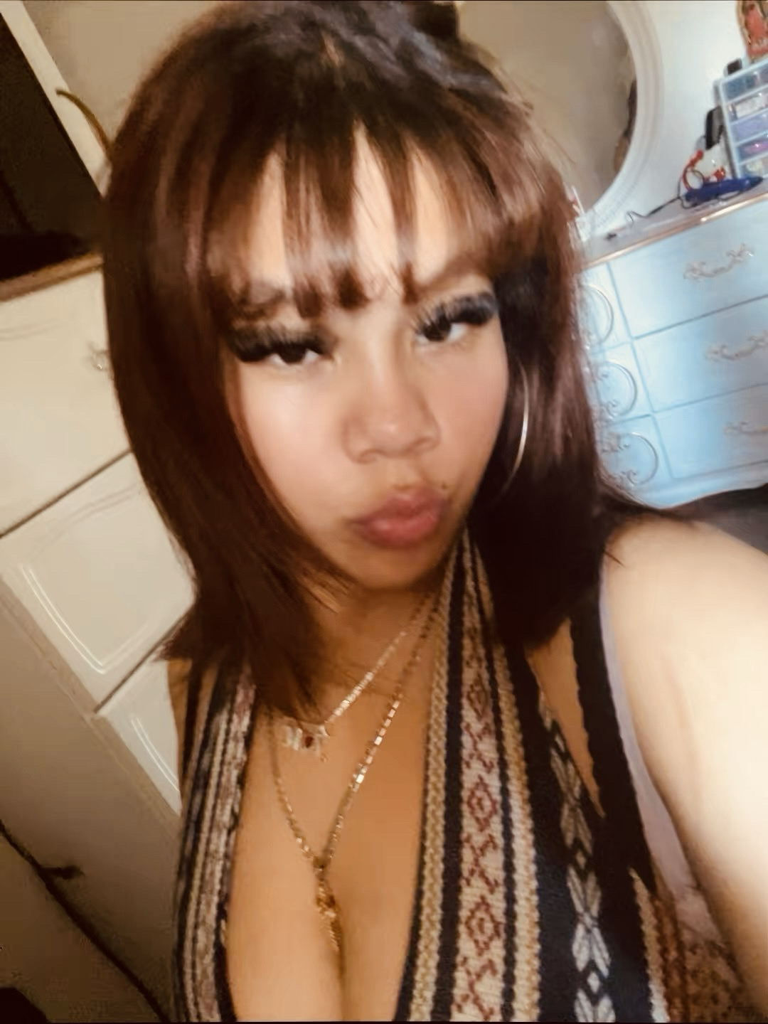 @u19057571