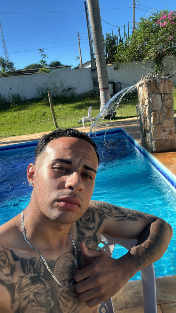 @u51663458 from Brazil