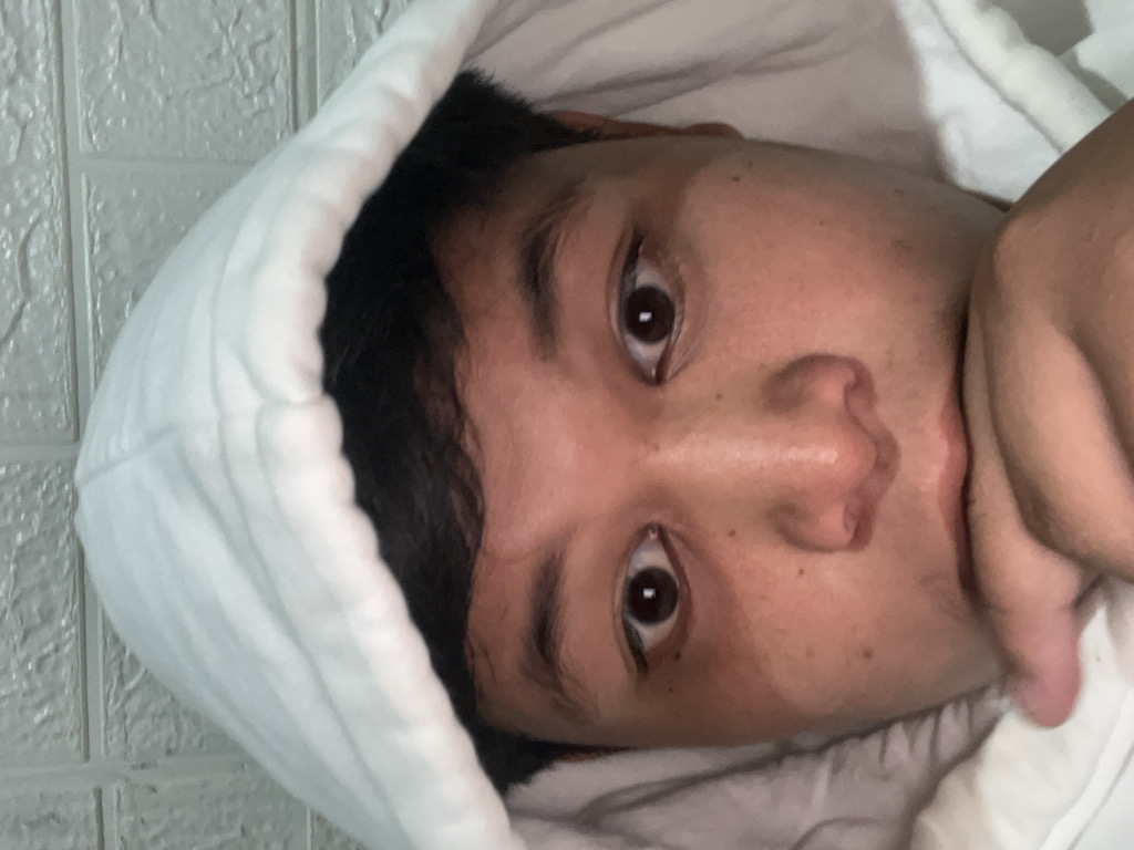 @ch3ych3y from Sweden